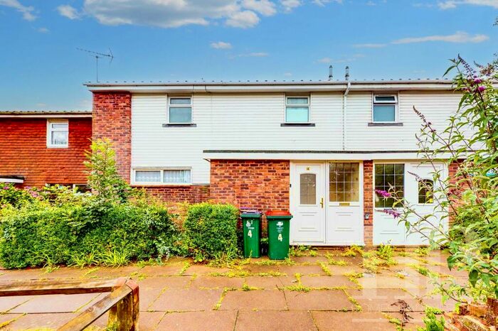 3 Bedroom Terraced House To Rent In Eddington Hill, Crawley, RH11