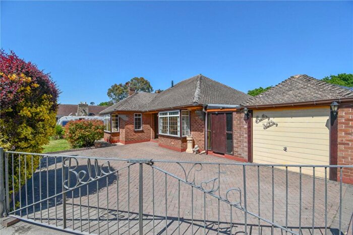 3 Bedroom Bungalow For Sale In The Moorings, Heswall, Wirral, CH60