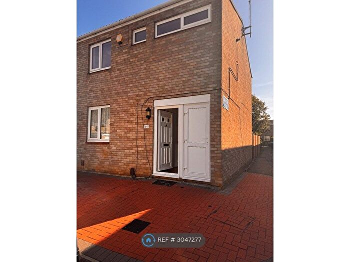 3 Bedroom Terraced House To Rent In Drayton, Peterborough, PE3