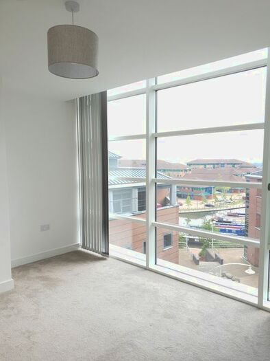1 Bedroom Flat To Rent In Waterfront West, Brierley Hill, DY5