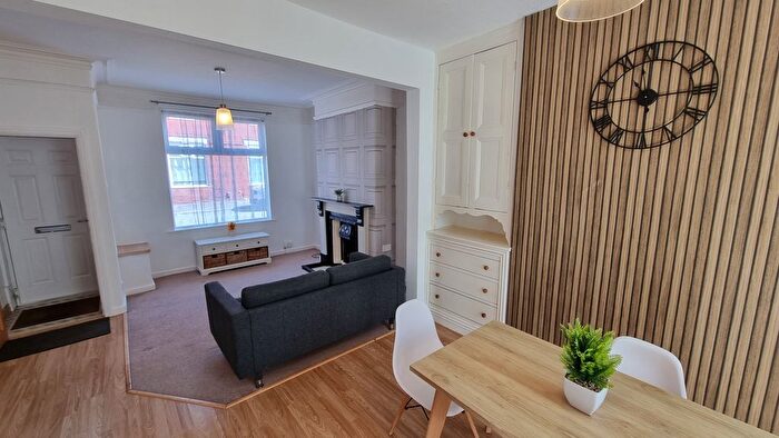 2 Bedroom Terraced House To Rent In Deyne Street, Salford, M6