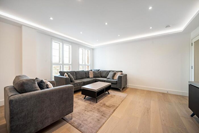 3 Bedroom Apartment To Rent In Grove End Gardens, Grove End Road, St John's Wood, London, NW8