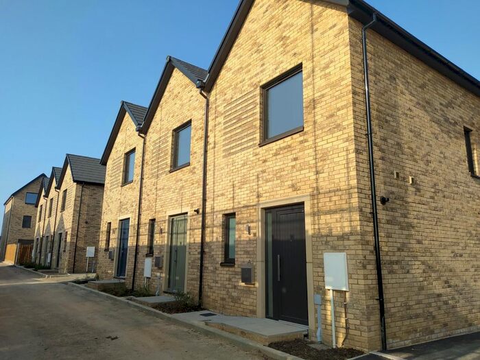 2 Bedroom Property To Rent In Bookbinders Mews, Frome, BA11