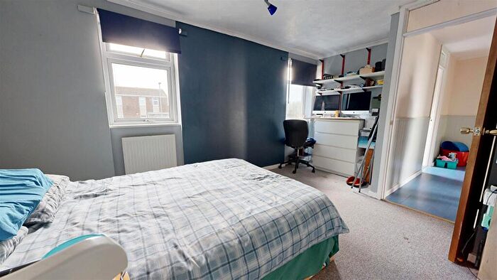 3 Bedroom End Of Terrace House For Sale In Carisbrooke, Southill, Weymouth, DT4