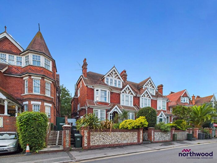 1 Bedroom Flat For Sale In Southfields Road, Eastbourne, BN21