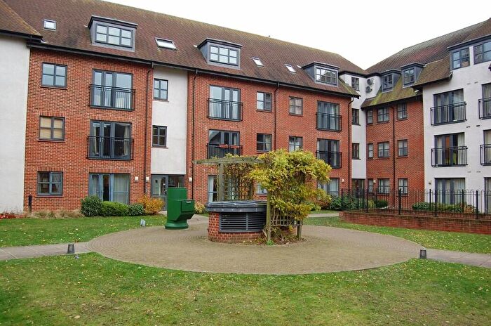 1 Bedroom Flat To Rent In Dunkerley Court, Lorraine Works, SG6