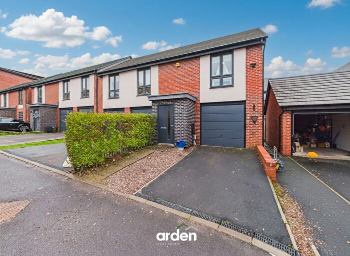 2 Bedroom Semi Detached House For Sale In Ambassador Avenue, Birmingham, B31