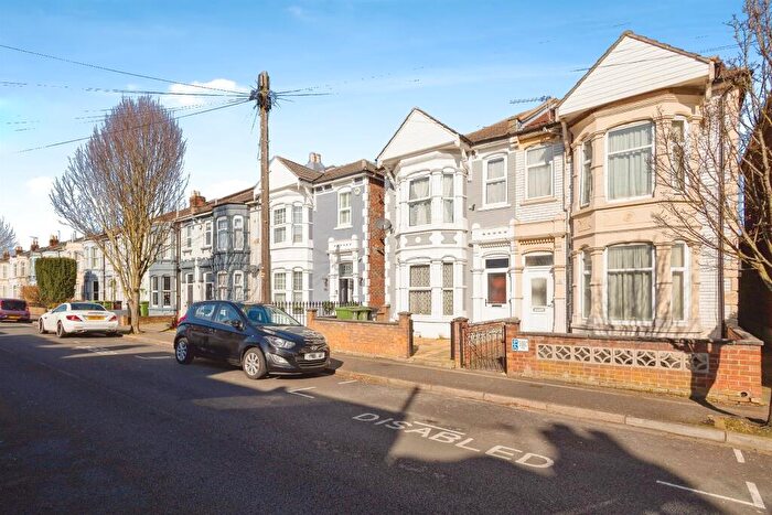 5 Bedroom Terraced House For Sale In Laburnum Grove, Portsmouth, PO2