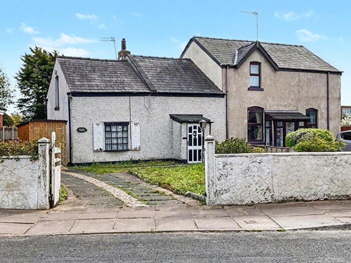 2 Bedroom Semi Detached House For Sale In Shaws Road, Birkdale, Southport, PR8