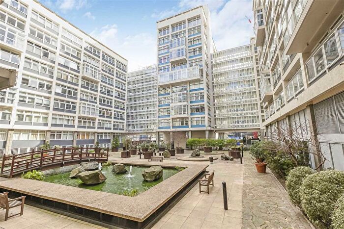 2 Bedroom Flat For Sale In Newington Causeway, London Bridge, SE1