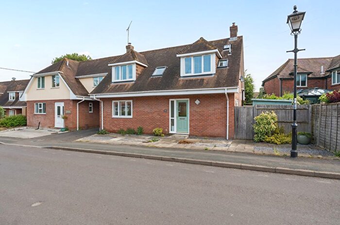3 Bedroom Semi-Detached House For Sale In Church Road, Kings Somborne, Stockbridge, Hampshire, SO20