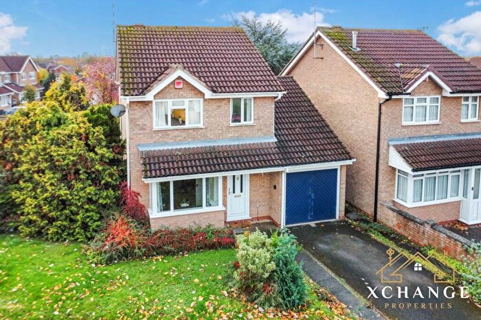 3 Bedroom Detached House For Sale In Newquay Close, Nuneaton, CV11