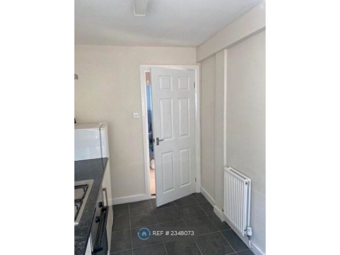 1 Bedroom Flat To Rent In Maghull, Liverpool, L31