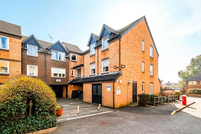 1 Bedroom Retirement Property To Rent In Homebush House, North Chingford, E4