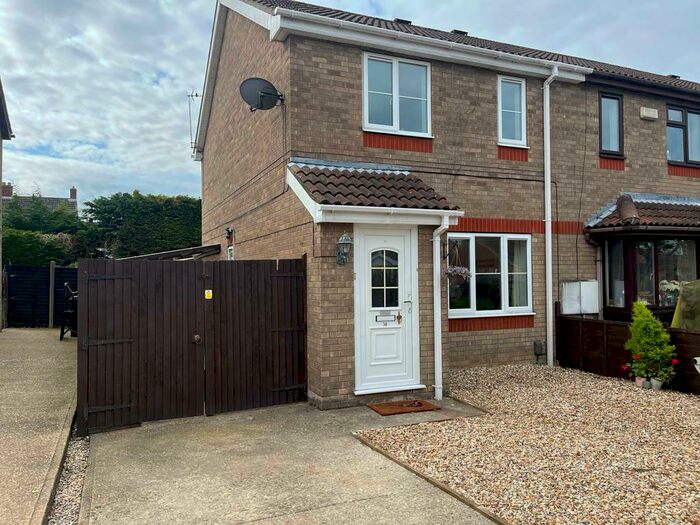 3 Bedroom Semi-Detached House To Rent In Fulmar Drive, Louth, LN11