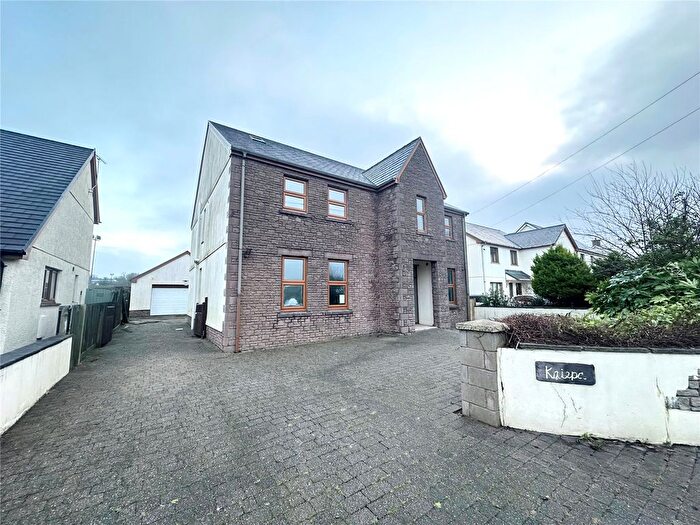 5 Bedroom Detached House For Sale In Porthyrhyd, Carmarthen, Carmarthenshire, SA32