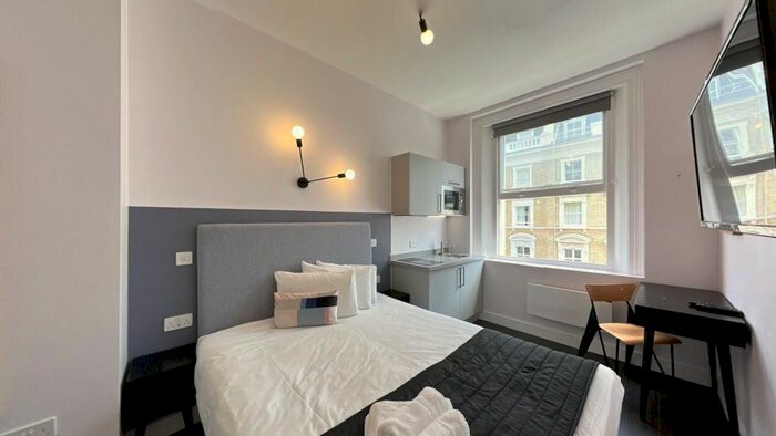 Studio To Rent In Clanricarde Gardens, London, W2