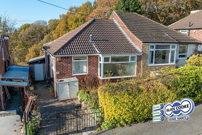 2 Bedroom Semi Detached Bungalow For Sale In Sunset Road, Meanwood, LS6