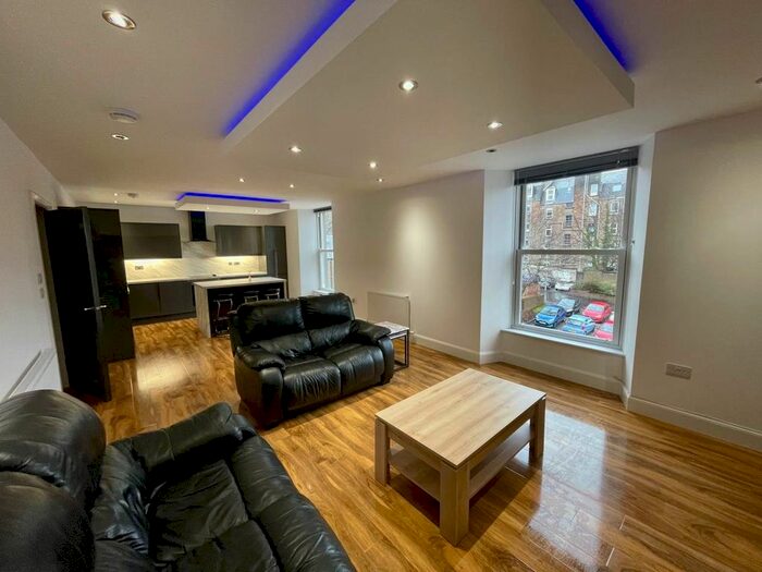 2 Bedroom Flat To Rent In Union Place, Dundee, DD2