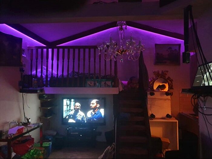 Studio To Rent In Balfour Road, Ilford, IG1