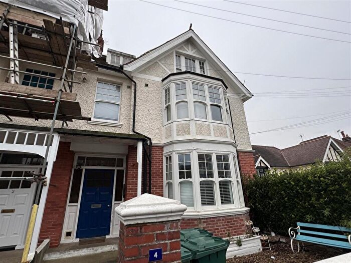 1 Bedroom Apartment To Rent In Cornwall Gardens, Brighton, BN1