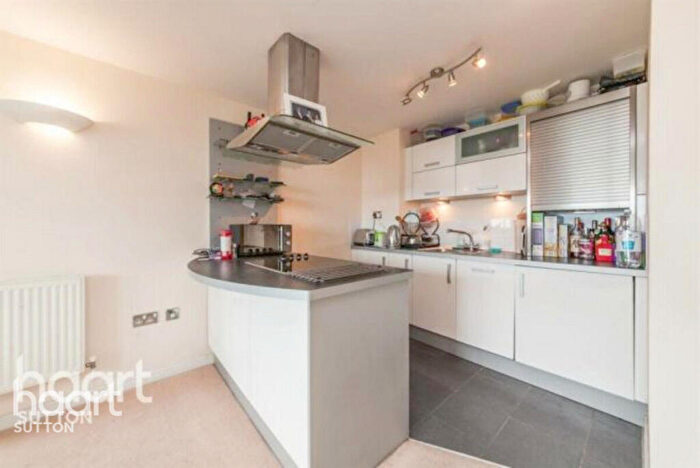 1 Bedroom Apartment For Sale In Throwley Way, Sutton, SM1