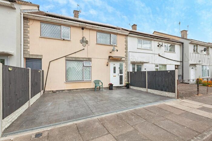 4 Bedroom Terraced House For Sale In Ledbury Green, Leicester, Leicestershire, LE4