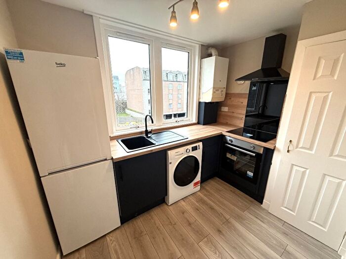 1 Bedroom Flat To Rent In Rose Street, City Centre, Aberdeen, AB10