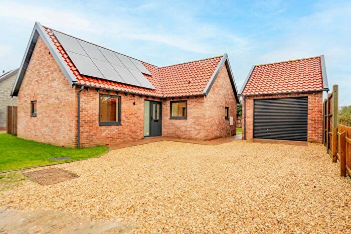 3 Bedroom Detached Bungalow For Sale In Blenheim Drive, Swanton Morley, NR20