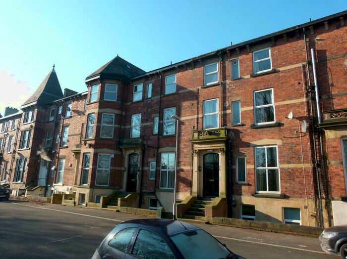 3 Bedroom Apartment To Rent In Westfield Terrace, Chapel Allerton, LS7