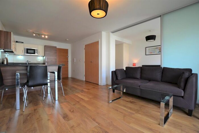 1 Bedroom Flat To Rent In Jefferson House, West Drayton, UB7