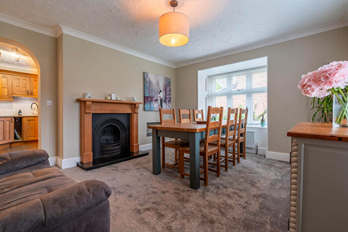 3 Bedroom Detached House For Sale In Thorpe St Andrew, NR7