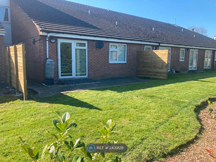 1 Bedroom Flat To Rent In Chestnut Avenue, Willerby, HU10