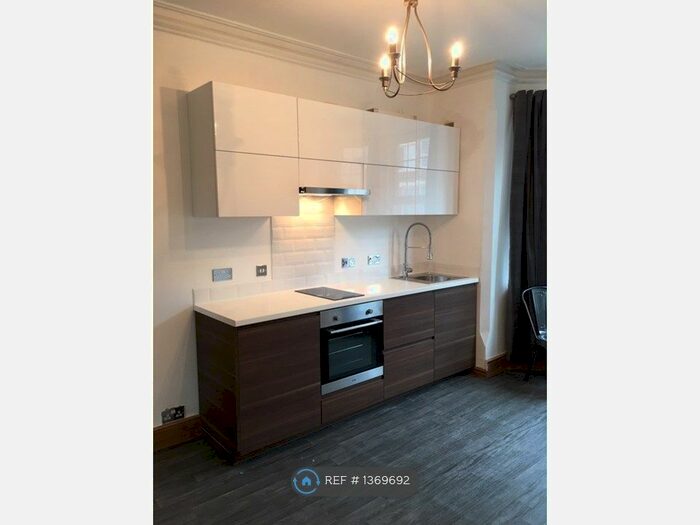 1 Bedroom Flat To Rent In Waldeck Road, Nottingham, NG5