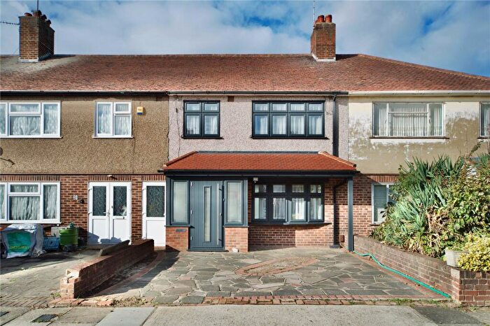 3 Bedroom Terraced House For Sale In Cranmer Gardens, Dagenham, Essex, RM10