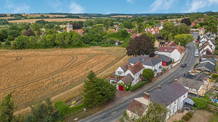 3 Bedroom Semi-Detached House For Sale In Bridgeway, Cuddington, Aylesbury, Buckinghamshire, HP18