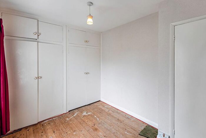 2 Bedroom Detached Bungalow For Sale In Ashley Park Road, York, YO31