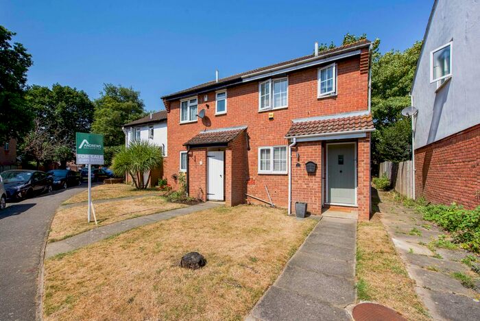 2 Bedroom Terraced House To Rent In Brambles Farm Drive, Hillingdon, Uxbridge, UB10