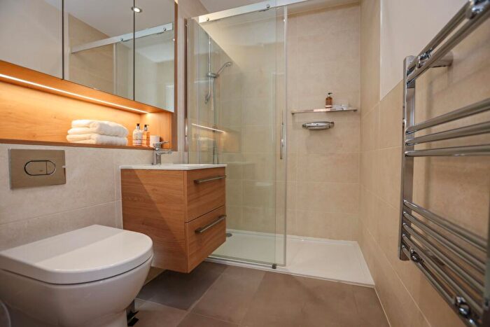 2 Bedroom Flat To Rent In Castle View Retirement Village, Helston Lane, SL4