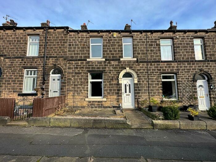 3 Bedroom Terraced House To Rent In Tufton Street, Silsden, BD20