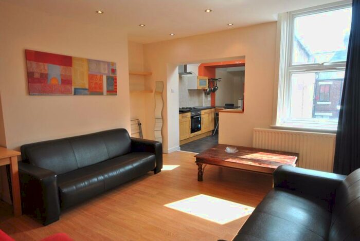 6 Bedroom Property To Rent In Glenthorn Road, Newcastle Upon Tyne, NE2