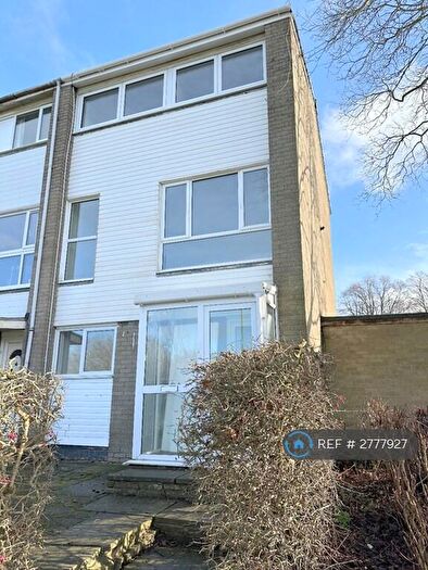 4 Bedroom End Of Terrace House To Rent In Grace Way, Stevenage, SG1