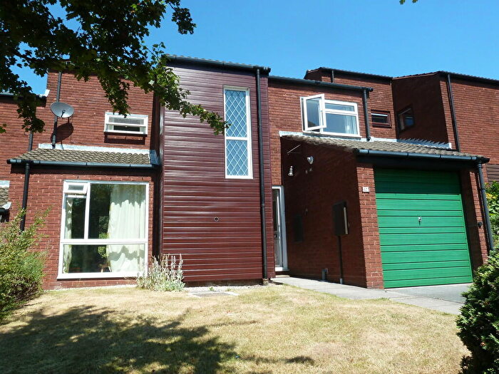 3 Bedroom Terraced House To Rent In Badgers Bank Road, Four Oaks, B74