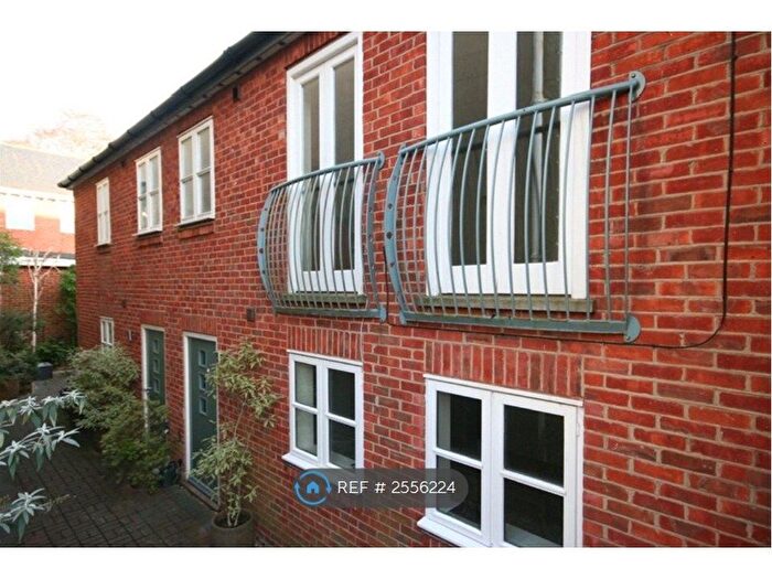 1 Bedroom Terraced House To Rent In Bell Street Mews, Romsey, SO51