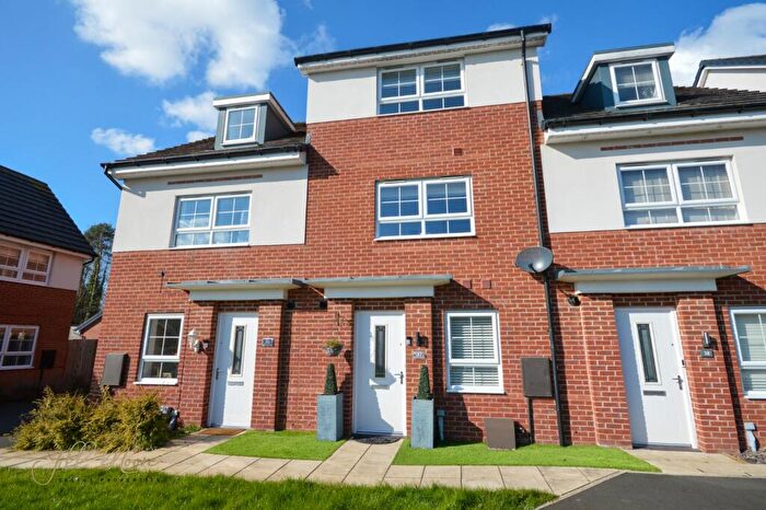 4 Bedroom Terraced House For Sale In Capesthorne Road, Teal Farm, Washington, Tyne And Wear, NE38