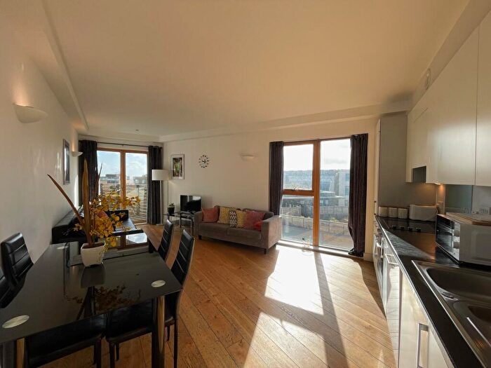 2 Bedroom Flat To Rent In Brighton Belle -, RL00