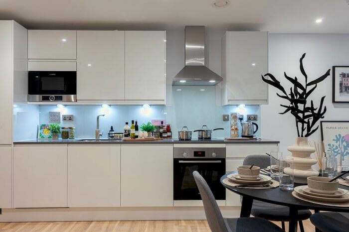 1 Bedroom Flat To Rent In Castle Street, Bristol, BS2