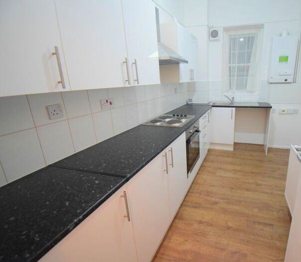 2 Bedroom Flat To Rent In Rowlands Manor, High Street, Orpington, BR5