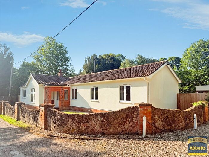 4 Bedroom Bungalow To Rent In The Park, Bury St. Edmunds, IP31
