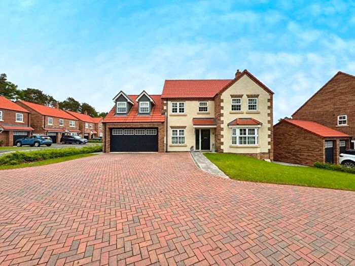 4 Bedroom Detached House For Sale In White Beam Way, Morpeth, NE61